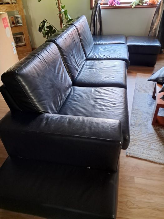 Vendo sofá em pele em bom estado, medida 3,40x87