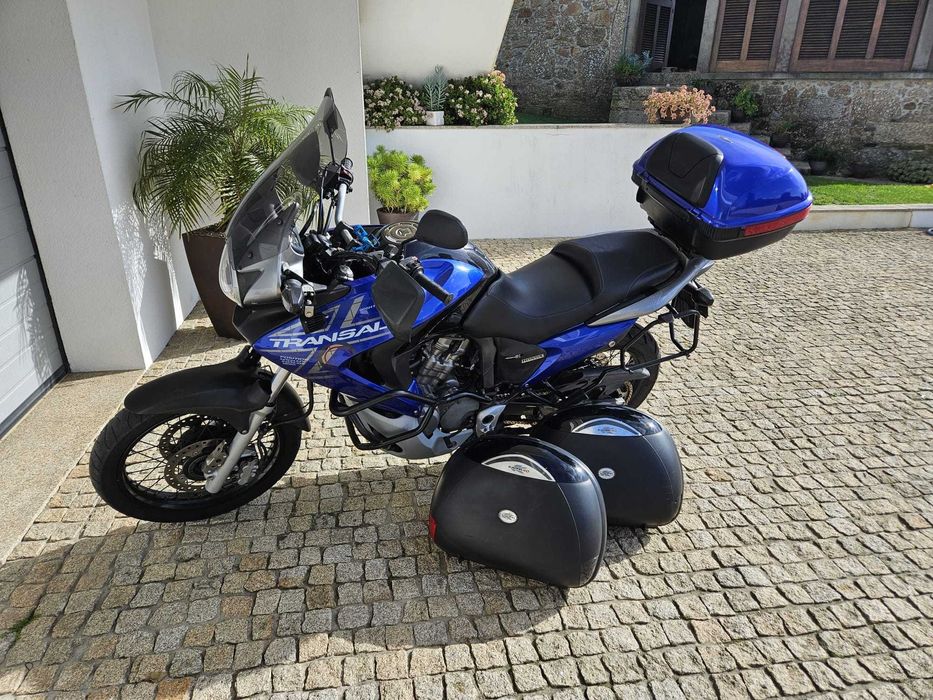 Honda Transalp XL700 ABS
