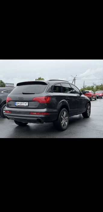 Продам AUDI Q7 2011