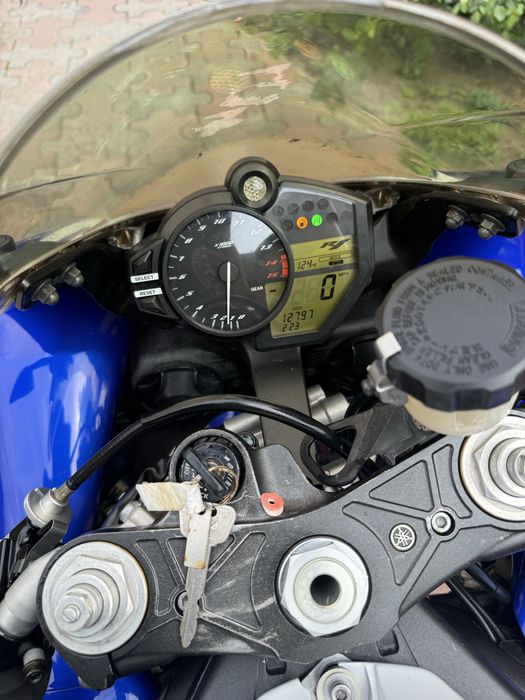 Мотоцикл Yamaha YZF R1 crossplane розмитнений