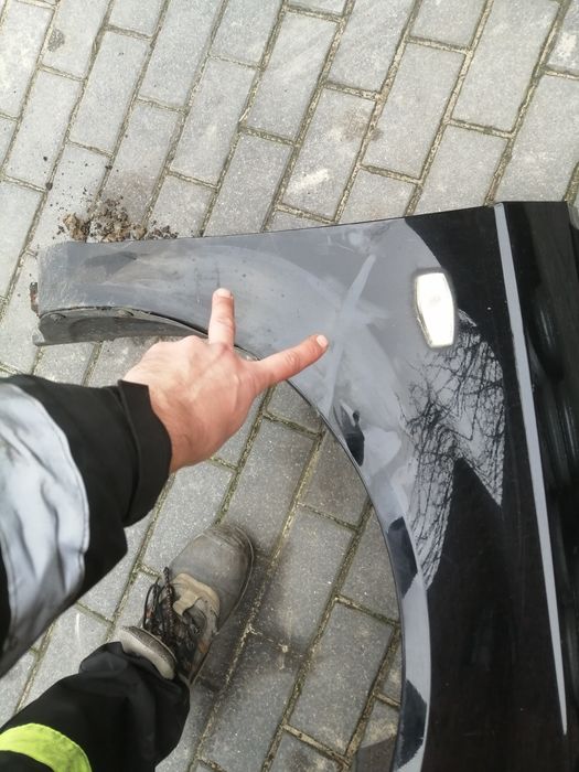 Hyundai Getz lift błotnik prawy kolor EB