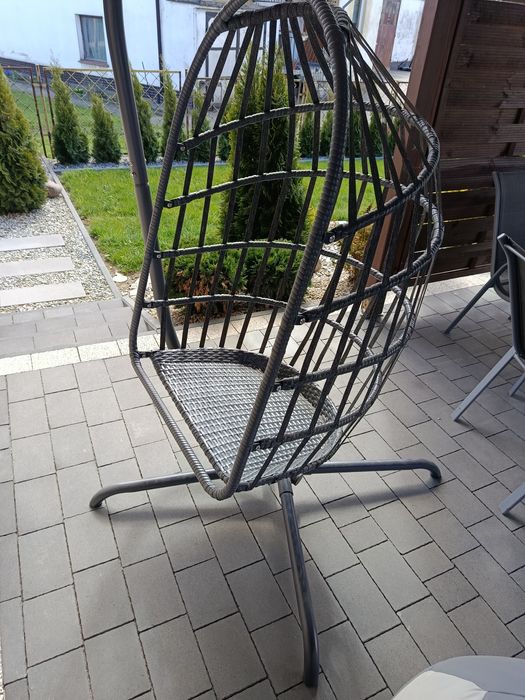 Fotel ogrodowy wiszący