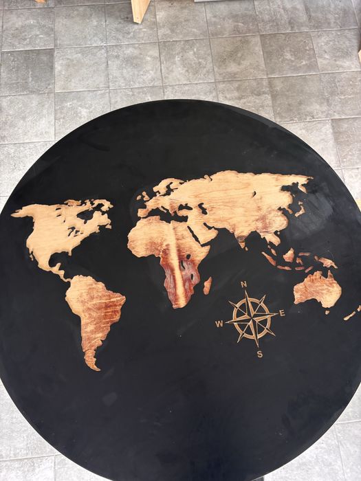 Stolik mapa swiata 80cm szer 45 wysokosc