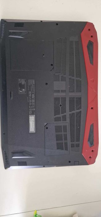 Acer predator helios 300 uszkodzony na części 17,3 cala