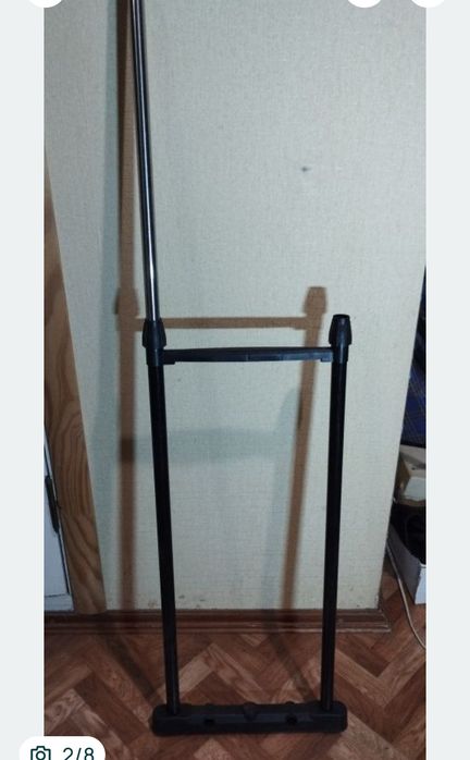 Запчасти на стойку,вешалку на колесах