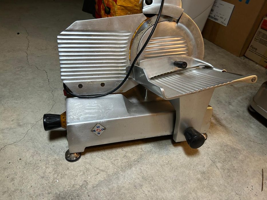 Vendo fiambreira industrial