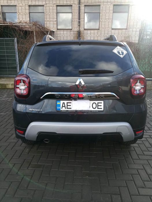 Автомобіль.