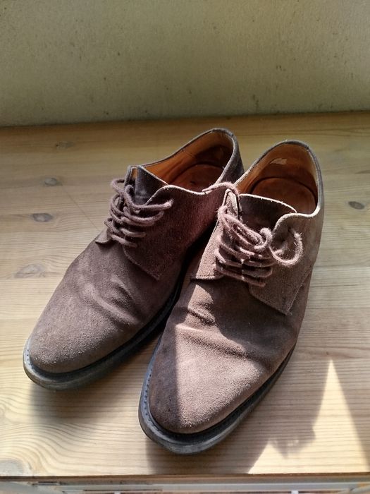Sapatos clássicos de camurça, 41