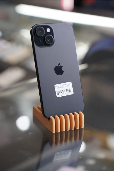 iPhone 15 128GB Black (SIM) instyle // 14 16