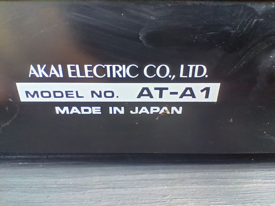 Тюнер, FM приймач. Akai.