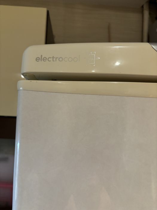 Холодильник LG в гарному стані