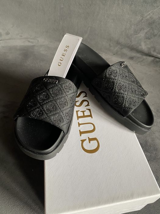 GUESS klapki codzienne