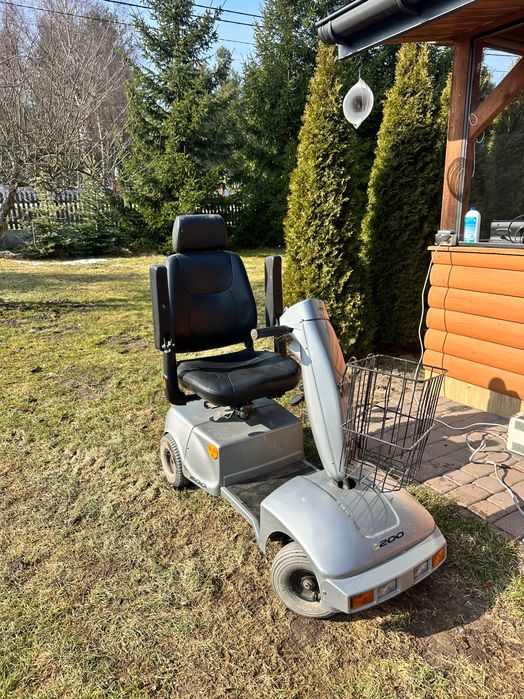 Skuter inwalidzki IS200