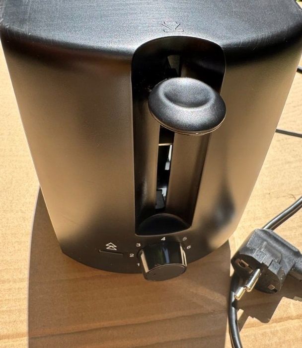 Toster Severin At 2287 Czarny 700 W