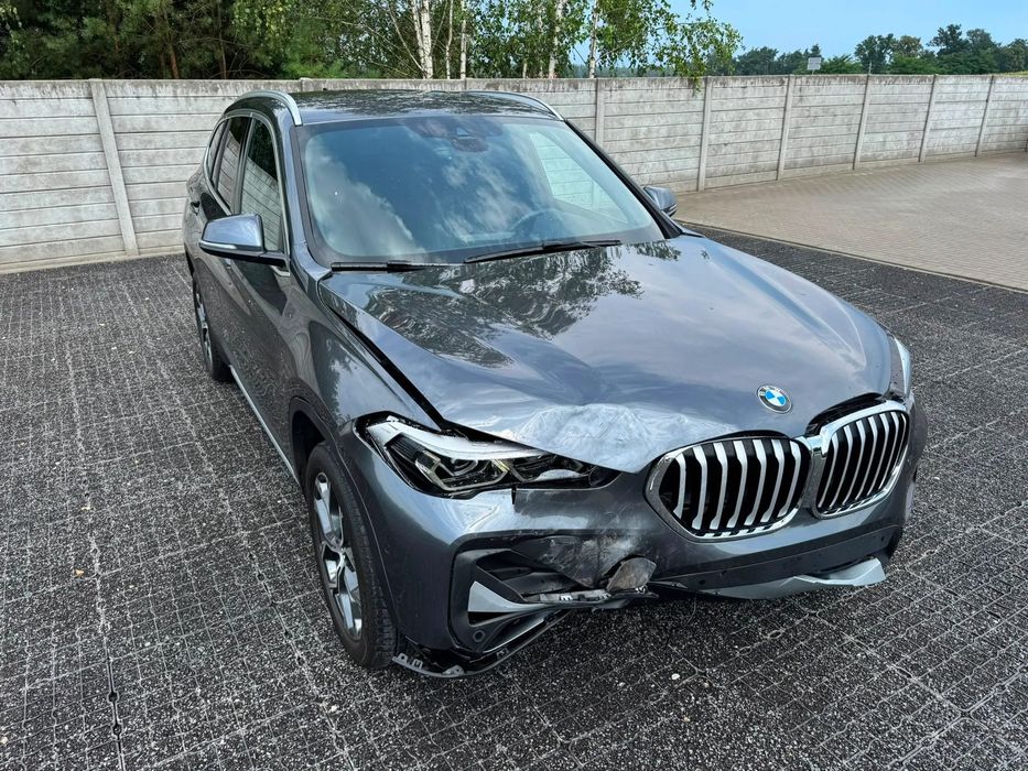 BMW X1 Przebieg 40 tys.km  Sdrive 2.0 benz. 178km