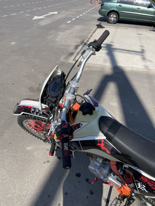 Продам мотоцикл ендуро Kayo Кайо к2 250