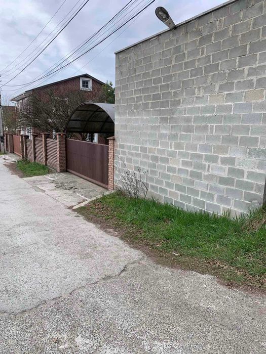 Круглик продам домик с участком