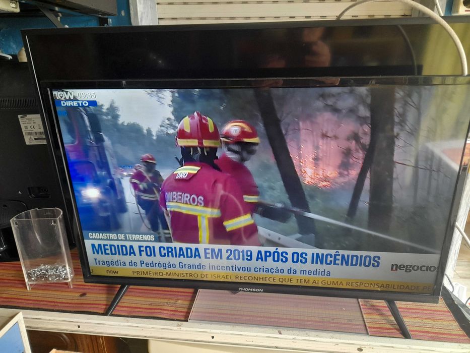 tv tompson 32" como nova ano 2023
