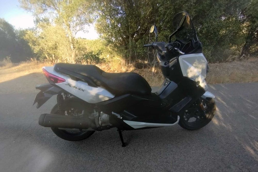 Yamaha XMAX 125