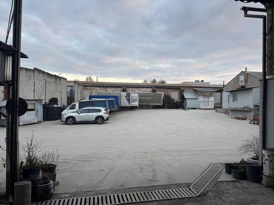 Продам База БЕЗ КОМИССИИ Производство Склад 3700м2 Петровского Мазепы