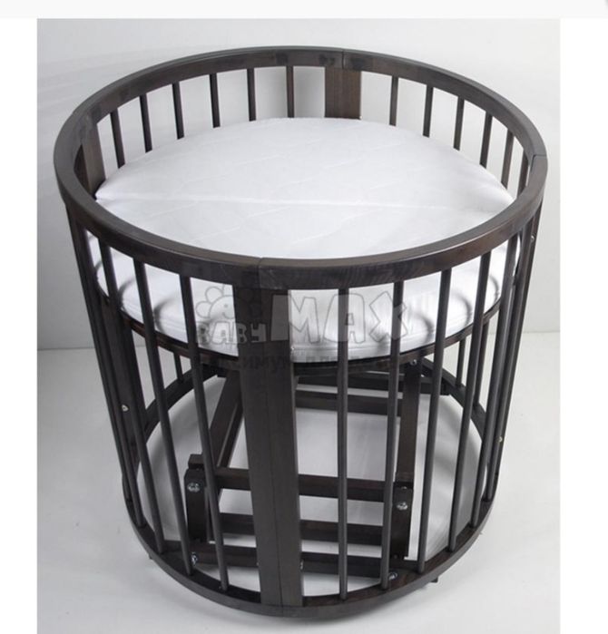 Дитяча кроватка/ліжечко