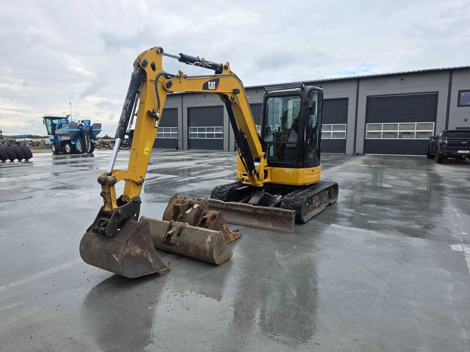 Koparka gąsienicowa Caterpillar 305.5E CR