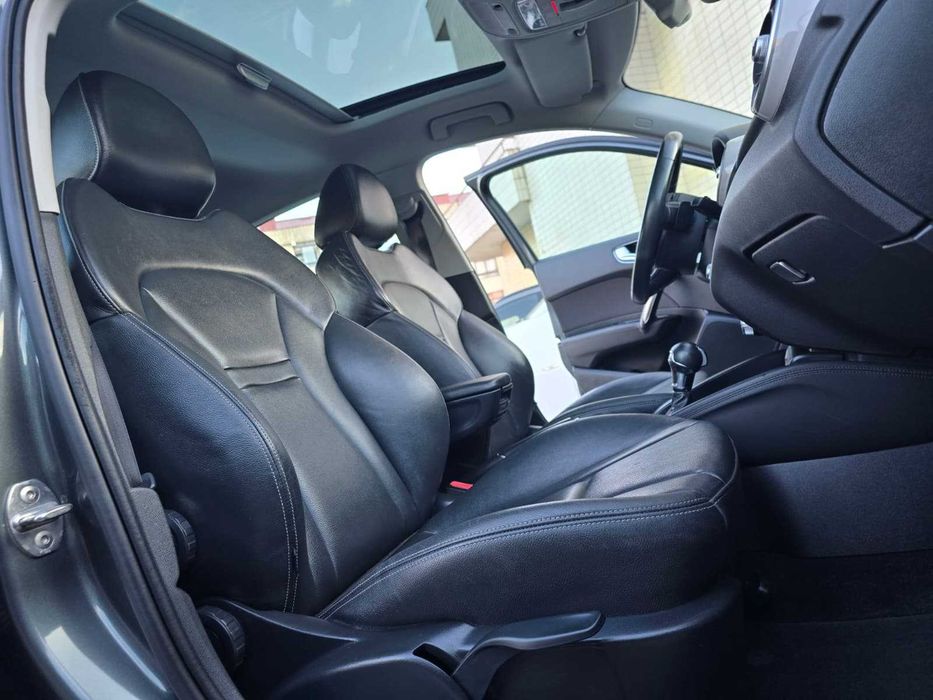 AUDI A1 SPORTBACK S LINE PLUS 1.6TDI "S-Tronic"