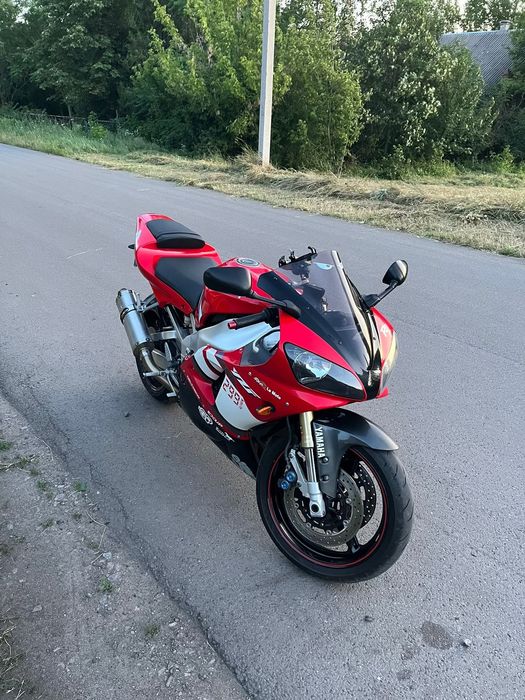Продам Ямаха R1.
