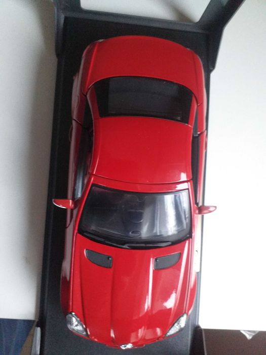 модель 1.18 Mercedes-Benz SLK Maisto 1:18