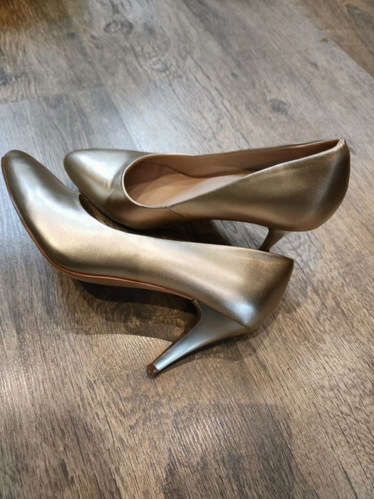 Buty szpilki złote 38,5