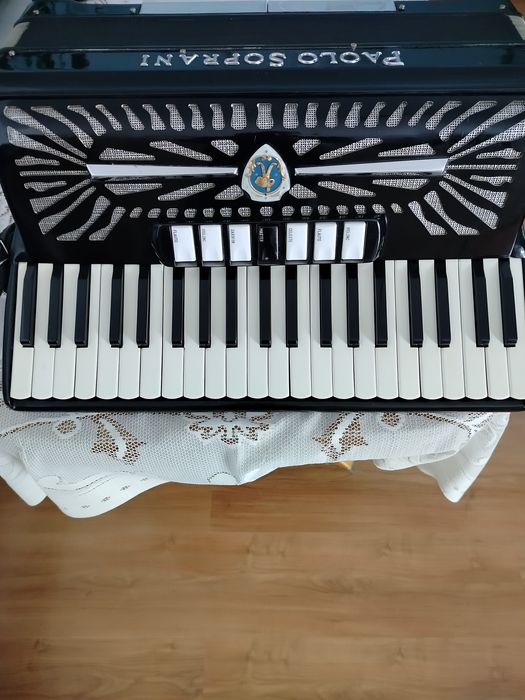 Akordeon Paulo Soprani 120 basów 3 chóry