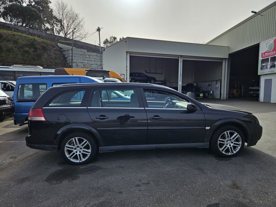 Opel Vetra C Combi 1.9 CDTi de 2003 para peças
