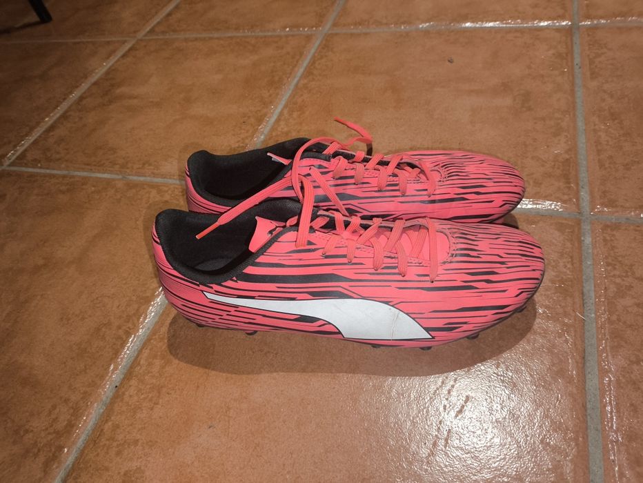 Chuteira Puma rapido lll