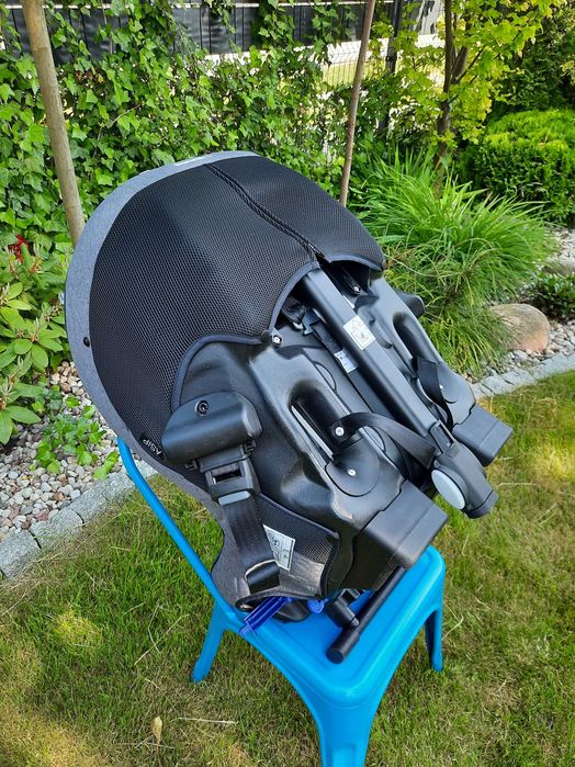 Fotelik samochodowy 2.0 Axkid Minikid 0-25Kg