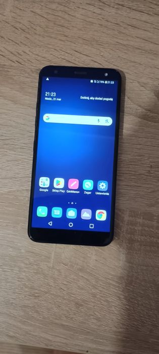 Telefon smartfon LG K40.