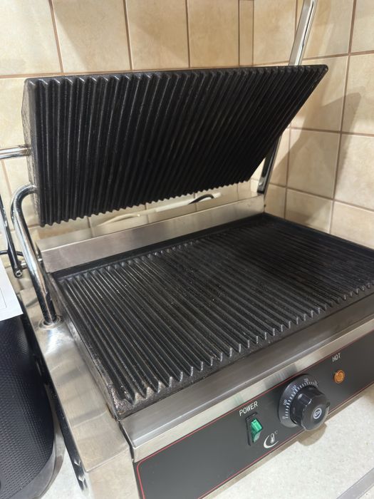 Продам контактний гриль