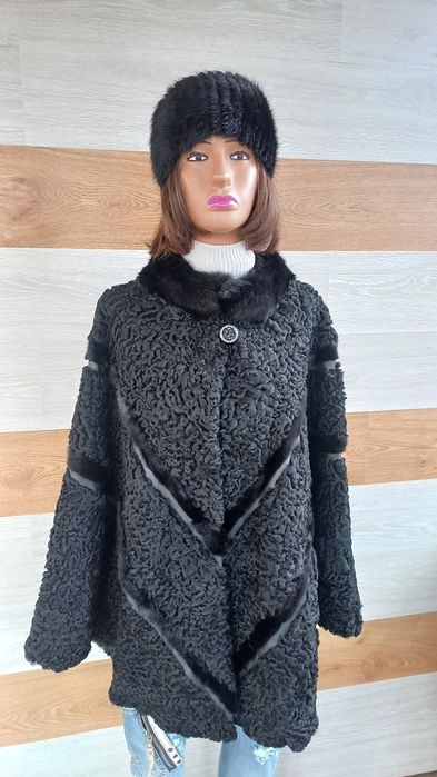 Куртки,пальто/полупальто,полушубок женские зимние(демисезонные)