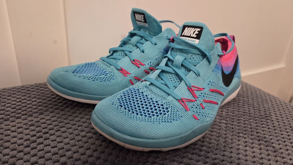 Buty Nike focus flyknit 38,5