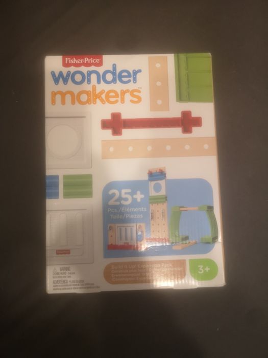 Produktem widocznym na zdjęciu jest zestaw rozszerzający Fisher-Price