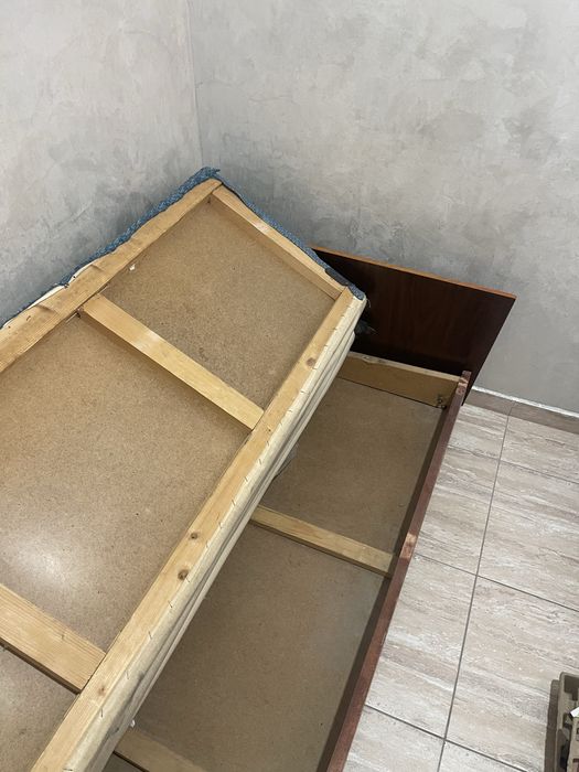 Ліжко полуторне безкоштовно