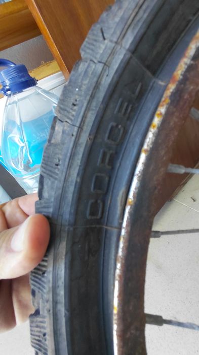 Bicicleta antiga Oliva