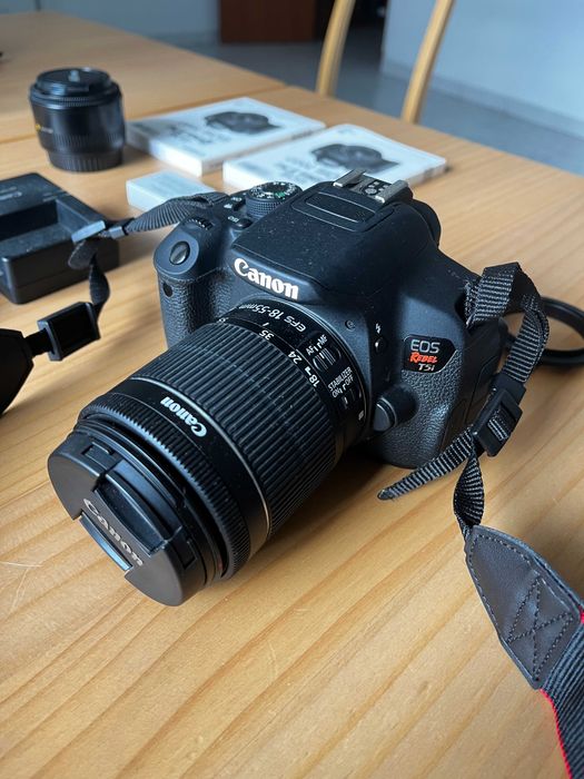 Canon EOS 700D / Rebel T5i + 18–55 IS + 50mm f/1.8 II + extras
