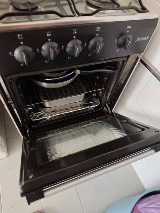 Fogão a gás com forno