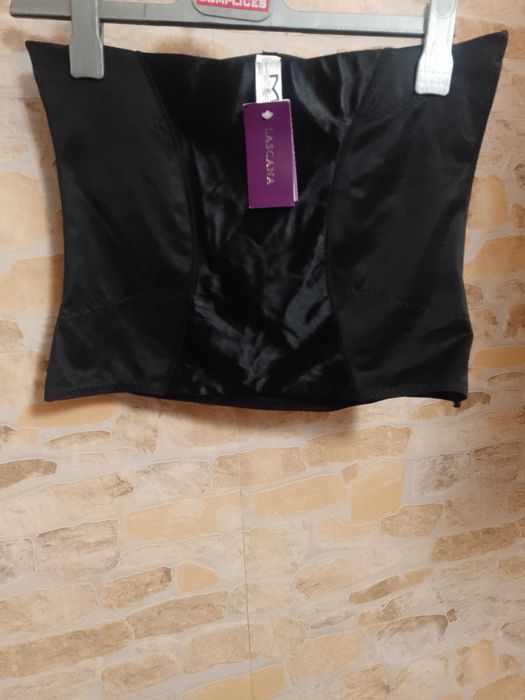 (XL) LASCANA/ Czarny pas modelujący, top modelujący, NOWY