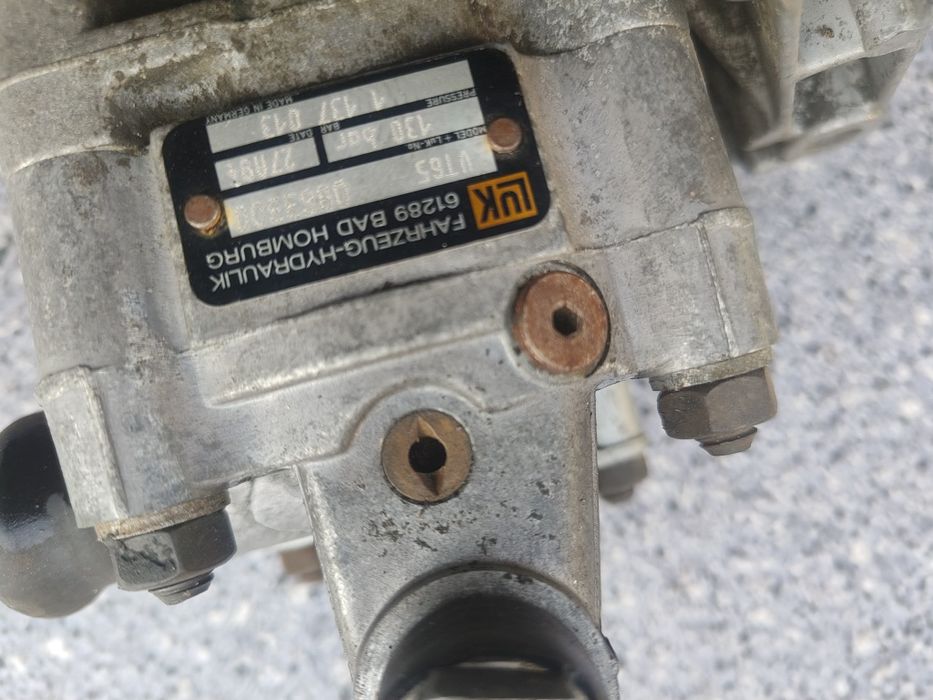 Насос ГУР  BMW e34 m50