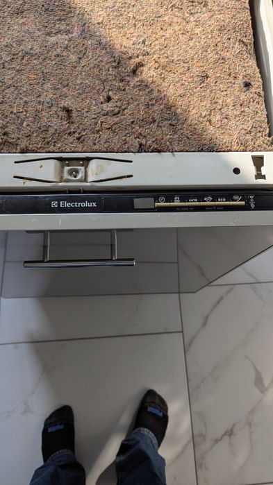 Посудомоечная машина электролюкс