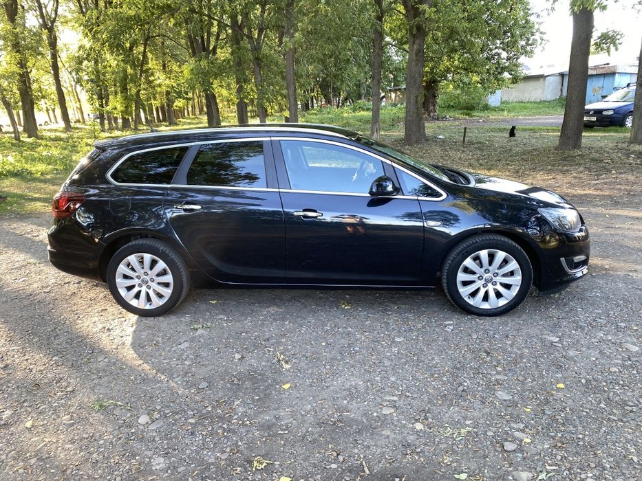 Opel Astra J 2012 року, 1.7 CDTI 136к.с