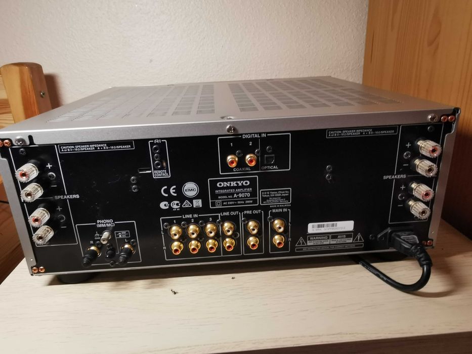 ONKYO A-9070 Super stan, pilot