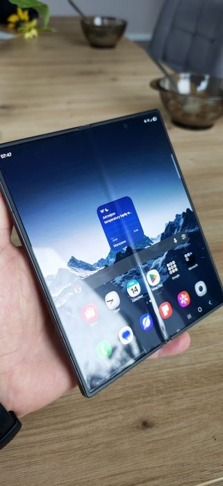 Samsung Galaxy z fold 6