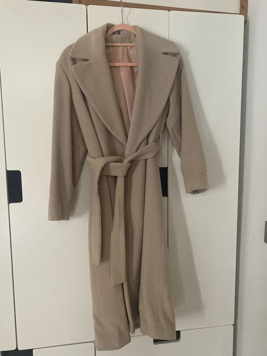 Casaco comprido novo da Carol